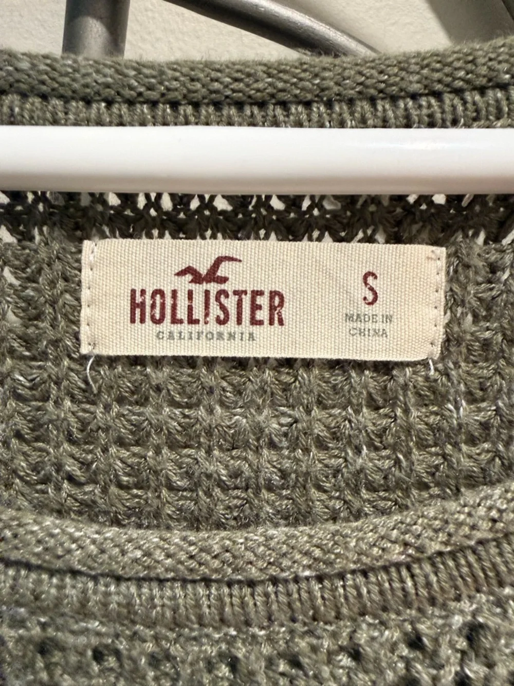 Hollister Olive Green Waffle Knit Sweater Size S Cotton Cozy Slouchy Minimalism